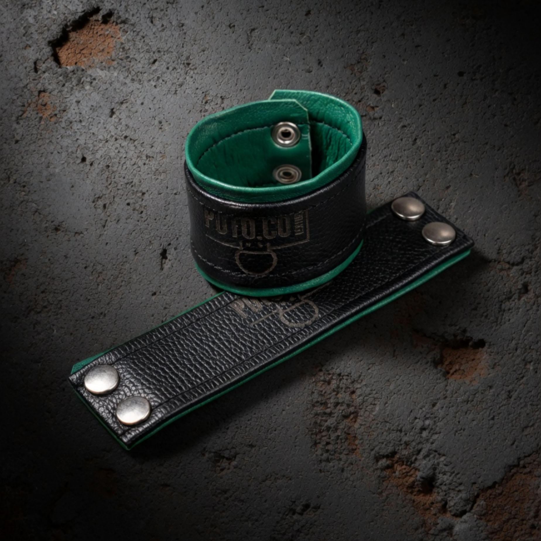 The Duo-Tone Wristband — 8