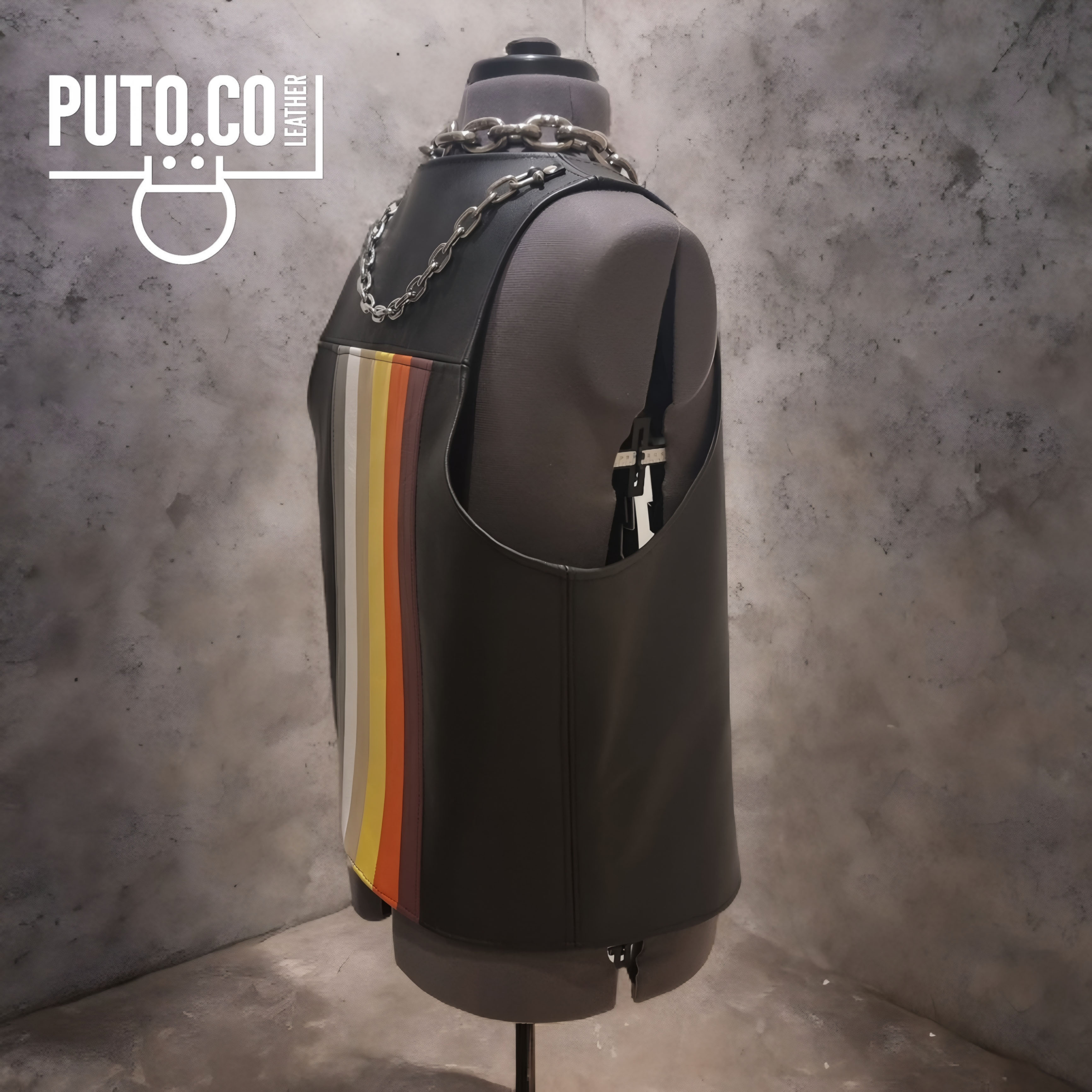 The Chained Vest — Ursus Collection — 7