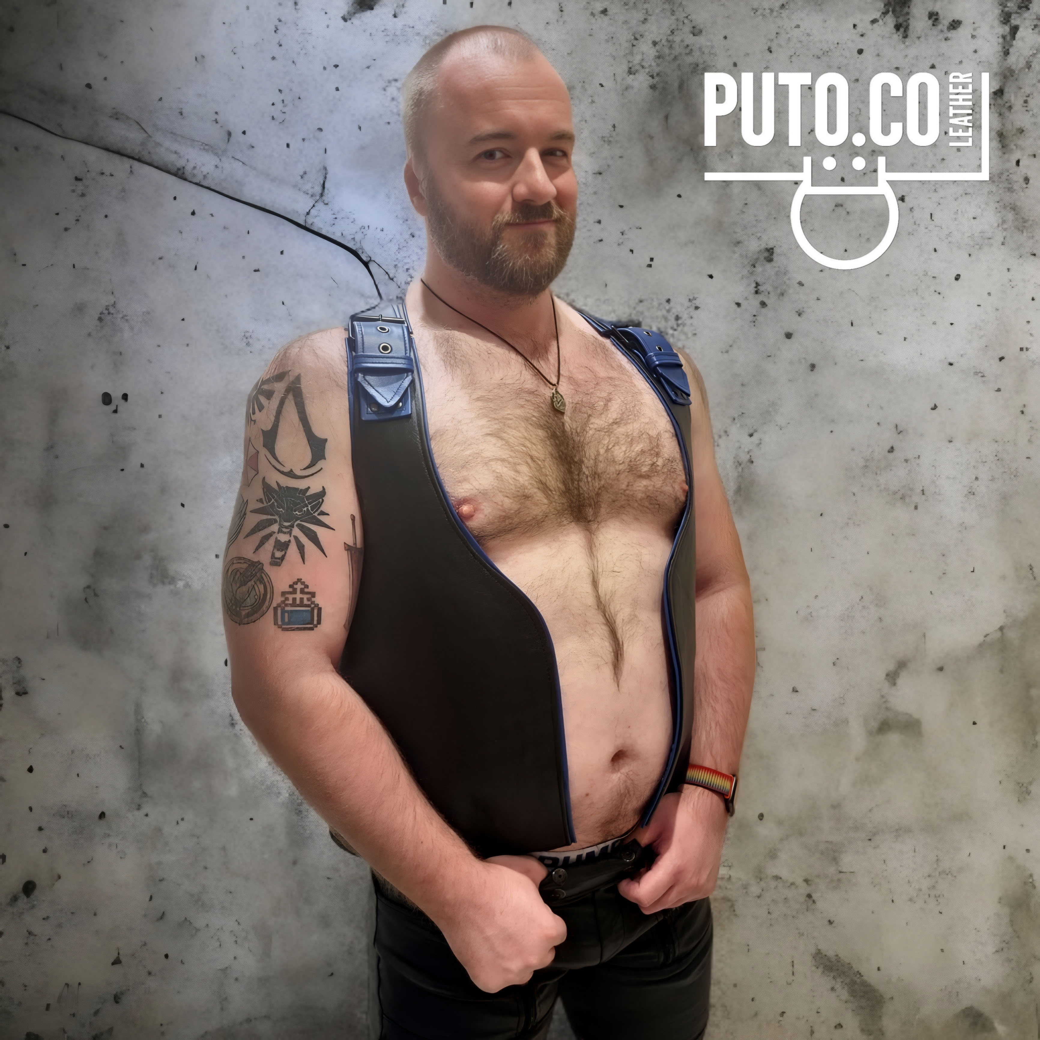 The Sleek Bar Vest — Sapphire Edition